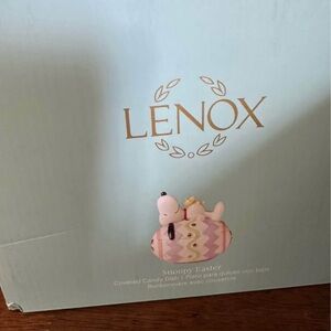 Lenox Snoopy Easter Egg Dish in Pink and White